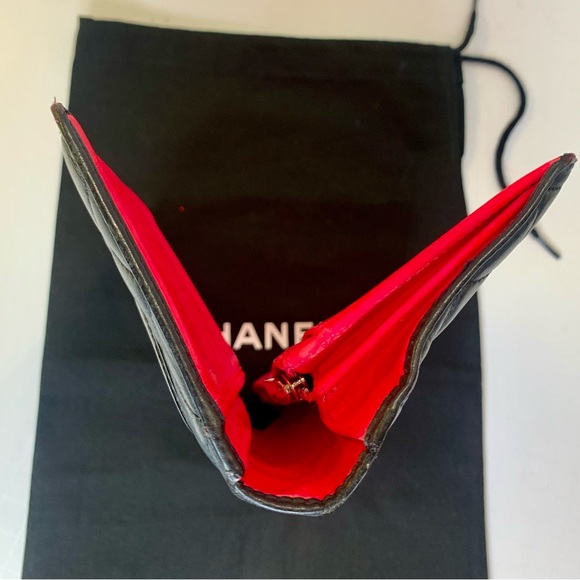 CHANEL Cambon Bi fold Long Wallet Line Coco Mark Leather / Black ~ Neon Pink COA - Picture 11 of 16